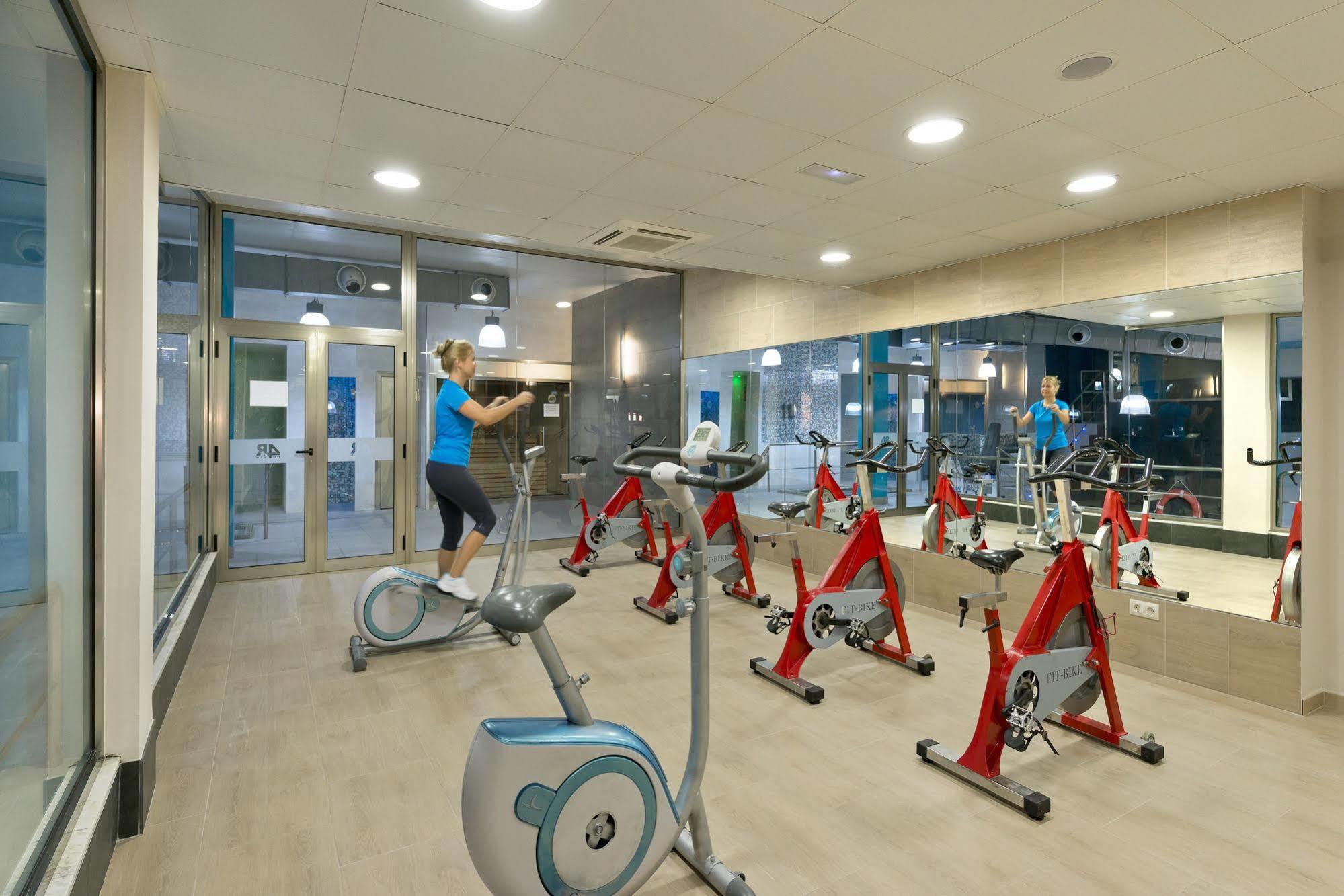 4R Salou Park Resort II Bagian luar foto